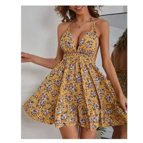 🆕Floral Ruffle-Trim Sleeveless Halter Dress XS🆕 - Picture 2 of 12